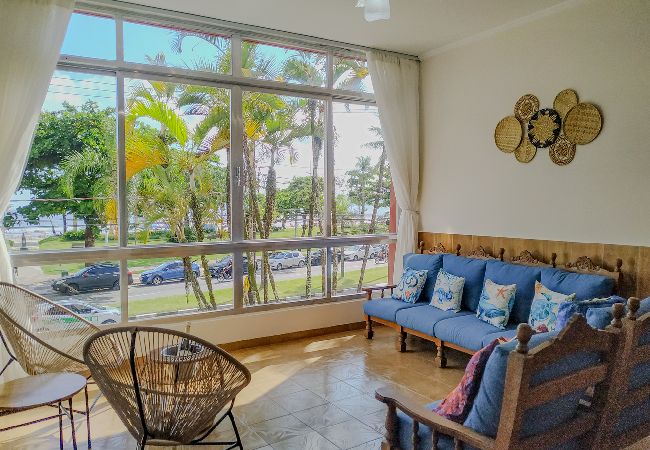 Apartment in Santos - Apto completo no Embaré: Beira Mar | Ar | Garagem