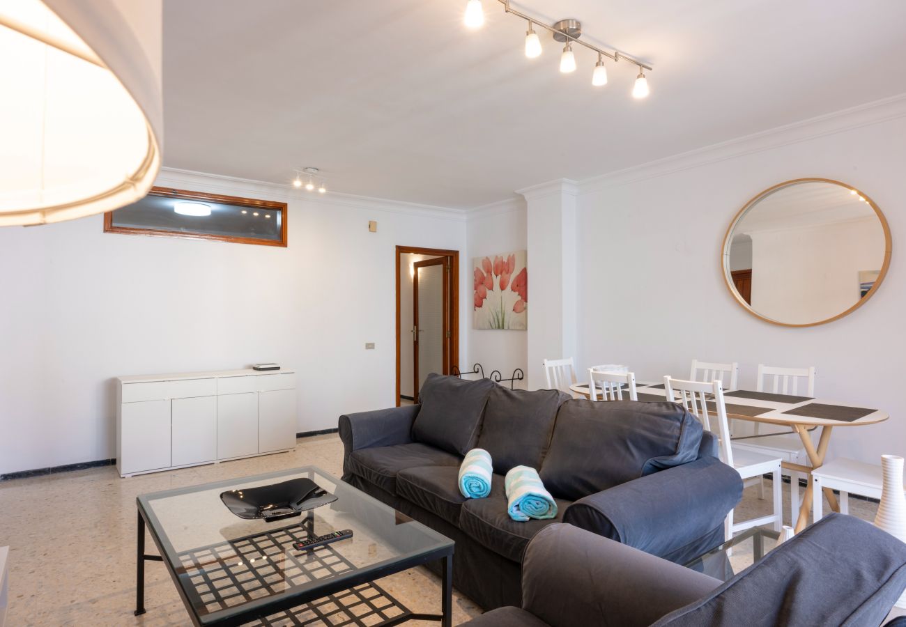 Apartment in Santa Cruz de Tenerife - Santa Cruz Urban Retreat – City Center