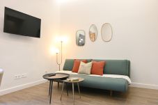 Studio in Madrid - Central and Bright Apartment in Madrid 