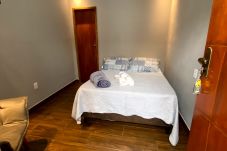 Rent by room in Cabo Frio - Pousada 1 minute from the beach | UNR