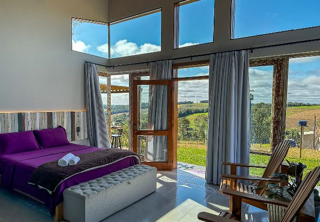 Chalet in Ibiúna - Cabana com jacuzzi e churrasqueira - Ibiúna/SP