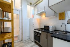 Apartment in Madrid - Cozy two-bedroom apartment on Av. Albufera