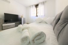 Apartment in Madrid - Cozy one bedroom apartment in Chamartin 
