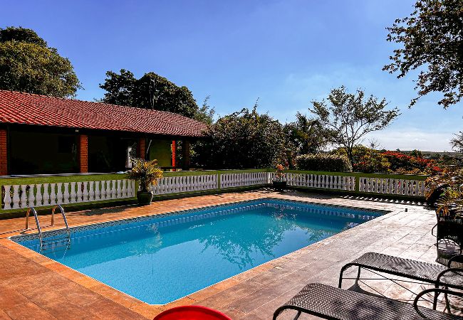 Cottage in Salto - Chácara Iracema com lazer completo e Wi-Fi