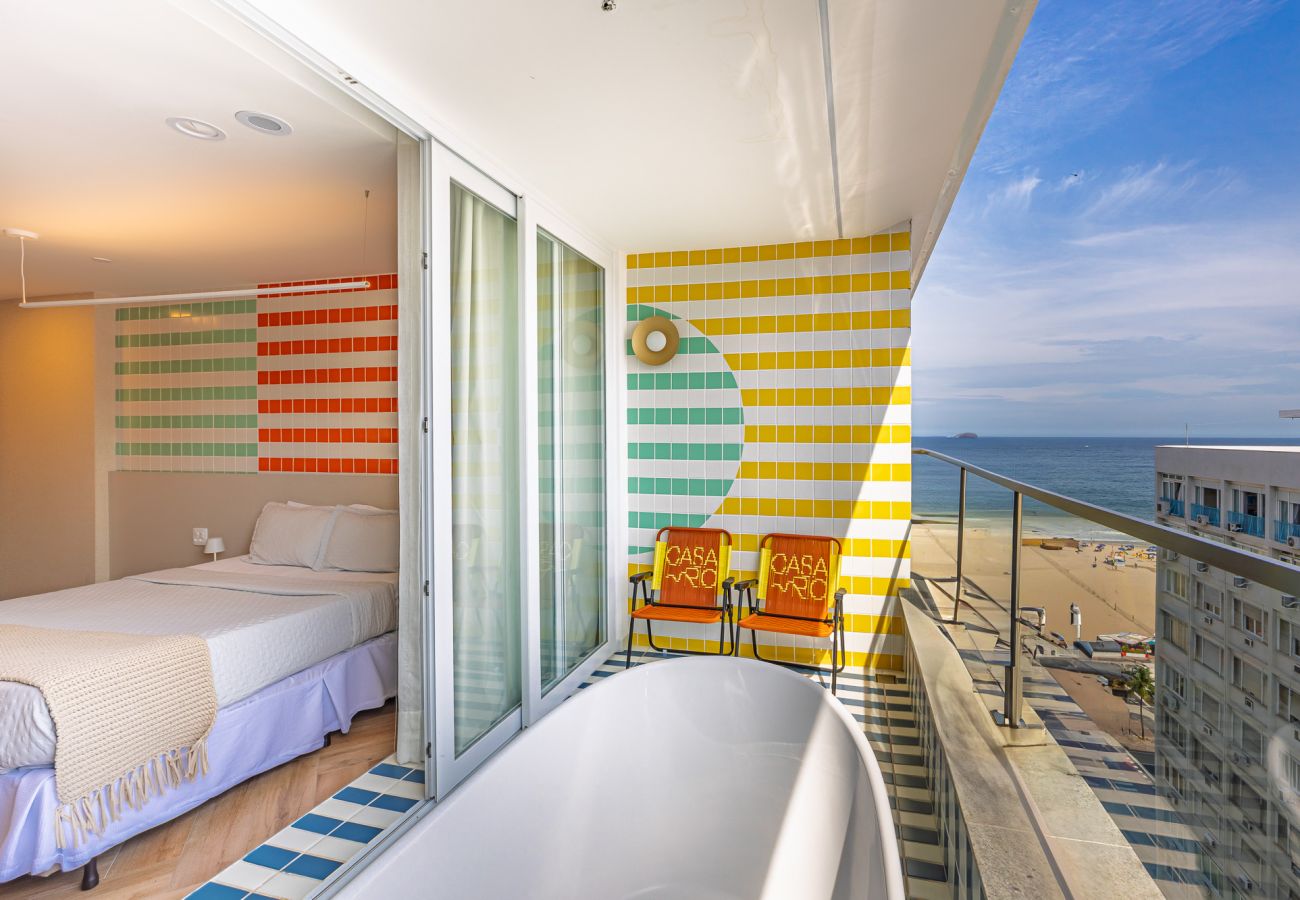 Apartment in Rio de Janeiro - Sea View and Balcony with Bathtub | Q4