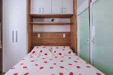 Apartment in Salvador - Loft pet-friendly c/ Wi-Fi à 100m da praia