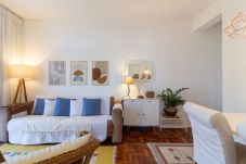 Apartment in Rio de Janeiro - 4 minutes from Arcos da Lapa | SR1502  