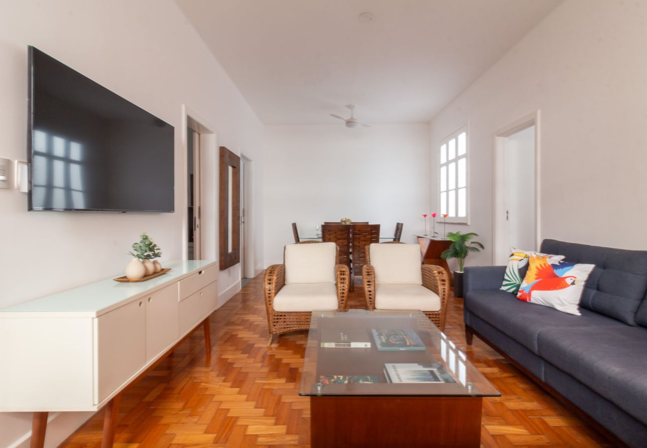 Apartment in Rio de Janeiro - Sophisticated just a few steps from the lagoon | SB301