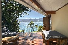 Chalet in Ilhabela - Chalé Jabuticabeira com Wi-Fi e vista para o mar