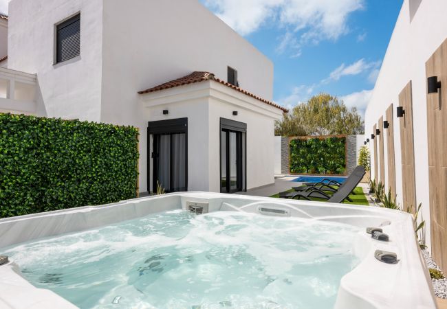 Villa in San Miguel de Abona - LUXURY VILLA LIBELLILE 