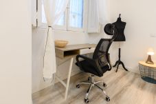 Rent by room in Madrid - Madrid: room with comfort and shared areas- Gran Vía