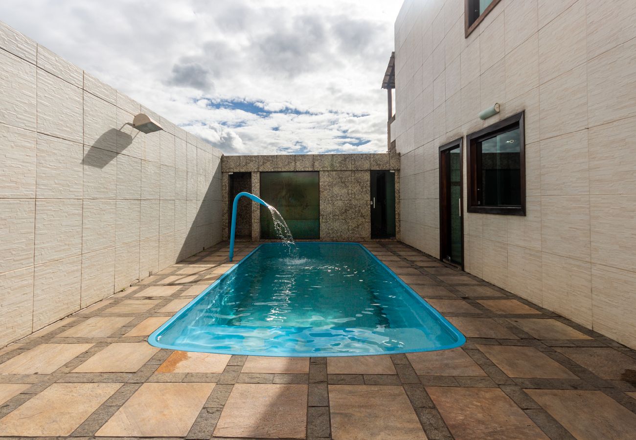 House in Santa Luzia - Casa com piscina,churrasqueira e ótima localização