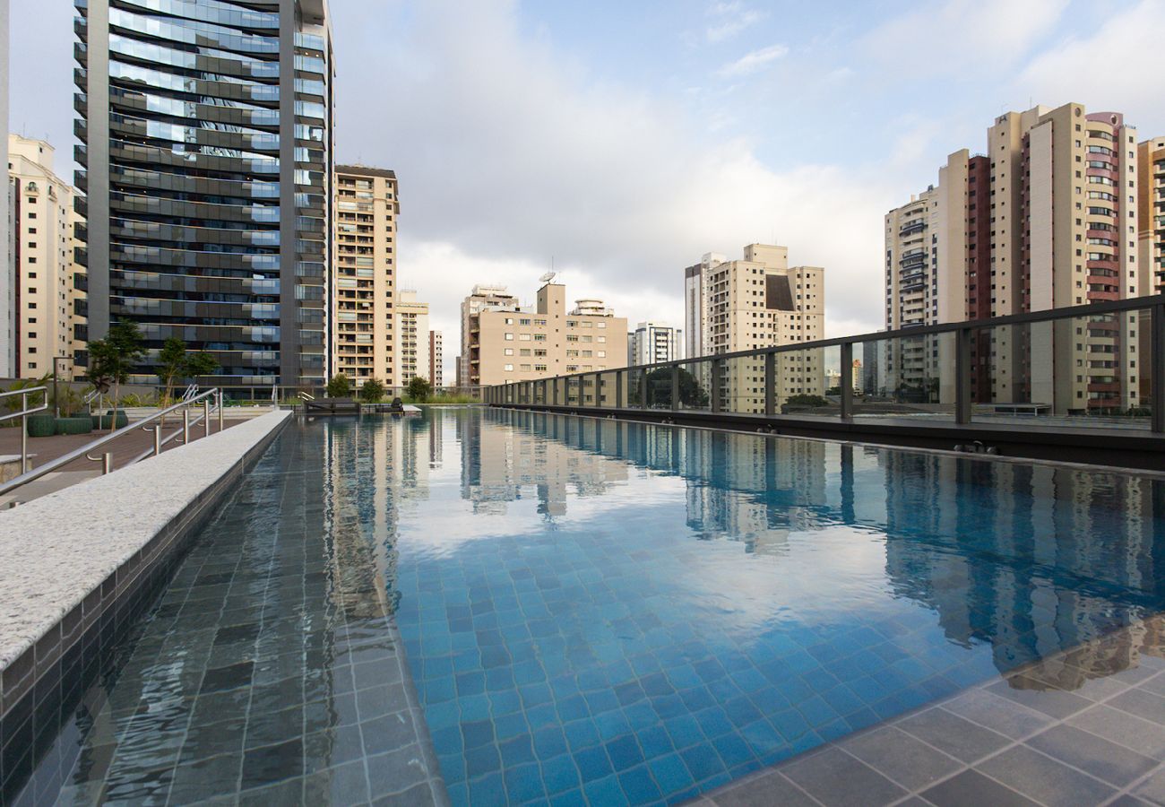 Apartment in São Paulo - Studio c/ piscina, Wi-Fi e ar na Vila Gomes Cardim
