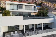 Villa in Adeje - Villa Under the Atlantic Sun