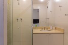 Apartment in Rio de Janeiro - 2 minutes from Copacabana Beach | D302