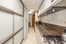 Apartment in Gramado - Aconchegante apto 2 quartos (1 suíte) junto ao centro!