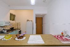 Apartment in Rio de Janeiro - Loft c/ Ar e Wi-Fi a 100m da Praia de Copacabana