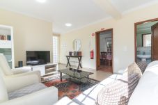 House in Funchal - Santo Antonio View by Atlantic Holiday