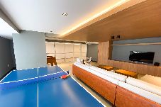 Apartment in Salvador - Apto c/ Wi-fi, academia, salão de jogos e garagem