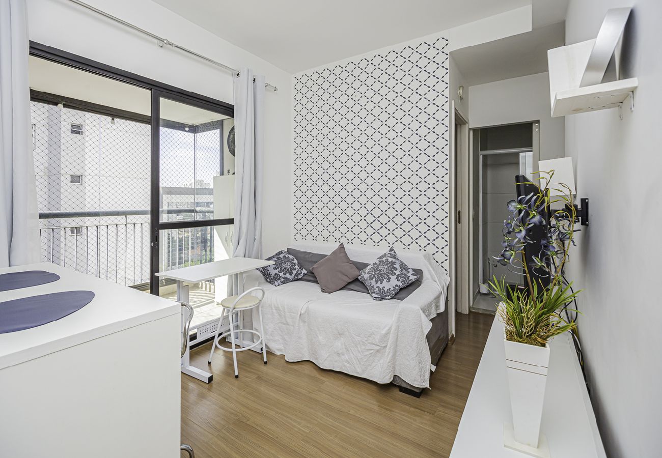 Apartment in São Paulo - Apto c/ piscina, academia e garagem na Zona Sul