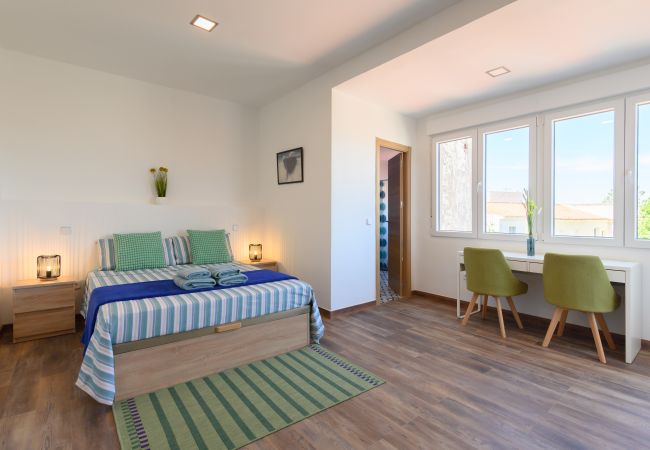 Apartment in Madrid - Monthly Rental in Madrid - Shared flat with 3 bedrooms