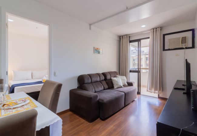 Apartment in Rio de Janeiro - 12 minutes from Copacabana Beach | PL708