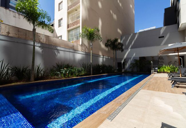 Apartment in São Paulo - Apto em Pinheiros c/ Piscina, Academia e Smartlock