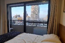 Apartment in São Paulo - Apto em Pinheiros c/ Piscina, Academia e Smartlock