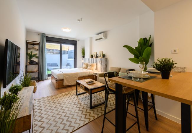 Studio in San Sebastián de los Reyes - Studio with private terrace and pool - gym - coworking space in Madrid