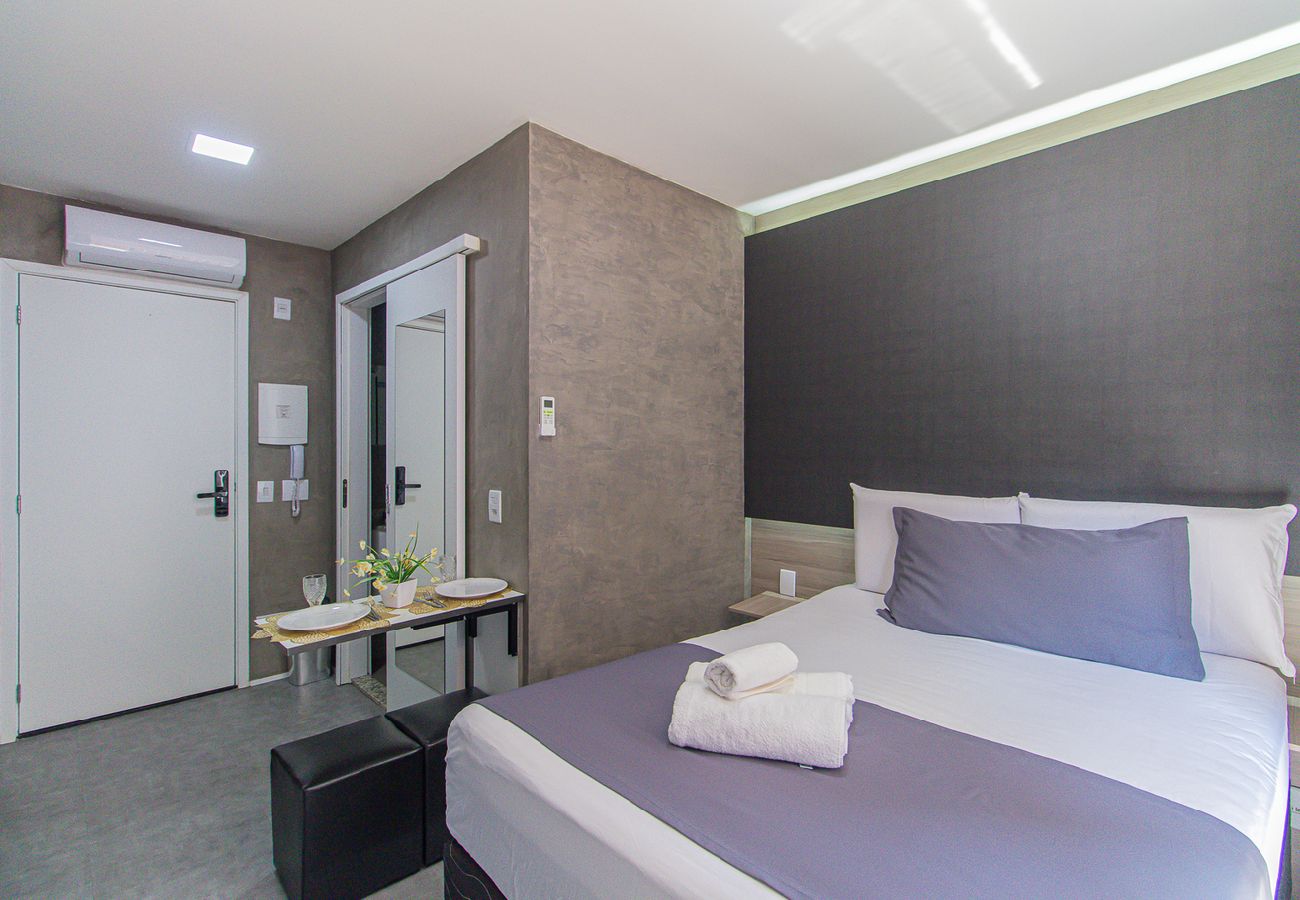 Apartment in São Paulo - Loft a 10min do metrô com academia na Vila Mariana