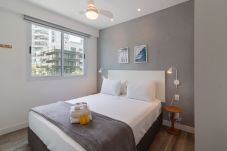 Apartment in Rio de Janeiro - Charming Barra 1min from the beach | LC201B