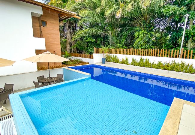 Apartment in Mata de São João - Apto c churrasqueira, piscina e ducha privativa
