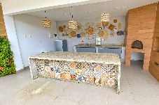 Apartment in Mata de São João - Apto c churrasqueira, piscina e ducha privativa