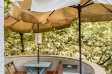 Rent by room in Rio de Janeiro - Hostel Leblon - private room with 4 beds