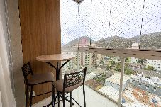 Apartment in Guarujá - Apto c Piscina e Brinquedoteca a 400m da praia