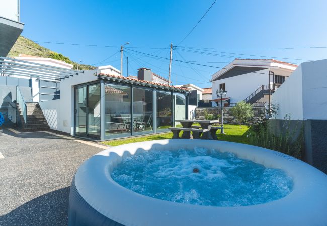 House in Machico - Villa Magnólia by Atlantic Holiday