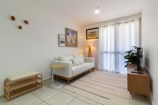 Apartment in Rio de Janeiro - 12 minutes from Copacabana Beach | PL707