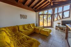 House in Itanhaém - Casa com Área Gourmet e Quintal a 200 m da Praia