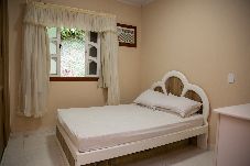 Chalet in Marechal Floriano - Chalé com Deck e Churrasqueira nas Montanhas