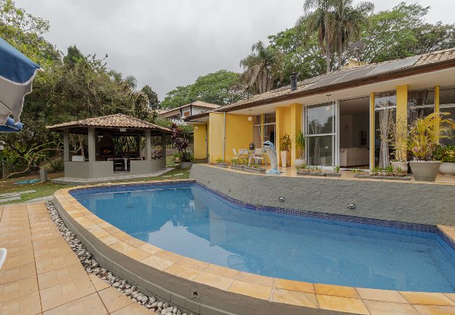 House in São Roque - Casa de Campo com Piscina, Lareira e Churrasqueira