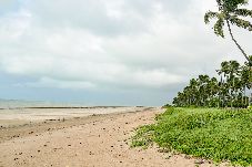 Apartment in Japaratinga -  Apto c piscina e 2 suítes a poucos passos da Praia
