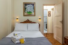 Apartment in Rio de Janeiro - 5 minutes from Copacabana beach | BI307