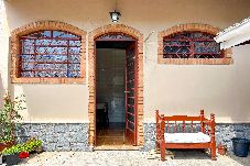 House in Campos do Jordão - Casa com Wi-Fi, Garagem em Jaguaribe