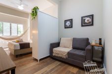 Studio in Rio de Janeiro - 3 minutes from Copacabana Beach | NSC220