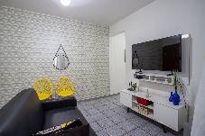 Apartment in Guarapari - Apto Pet Friendly com Garagem na Enseada Azul