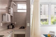 Studio in Rio de Janeiro - 5 minutes from Copacabana beach | BI202