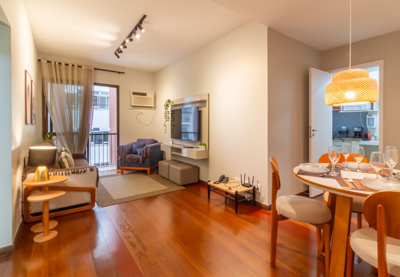 Apartment in Rio de Janeiro - Near Rodrigo de Freitas Lagoon | PC308