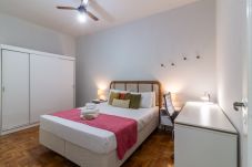 Apartment in Rio de Janeiro - 15min from Flamengo Beach | OC107b