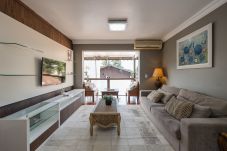 Apartment in Gramado - Disfrute o centro sem carro! 4 quartos a 60m da Rua Coberta! 