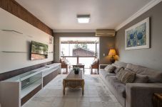 Apartment in Gramado - Disfrute o centro sem carro! 4 quartos a 60m da Rua Coberta! 